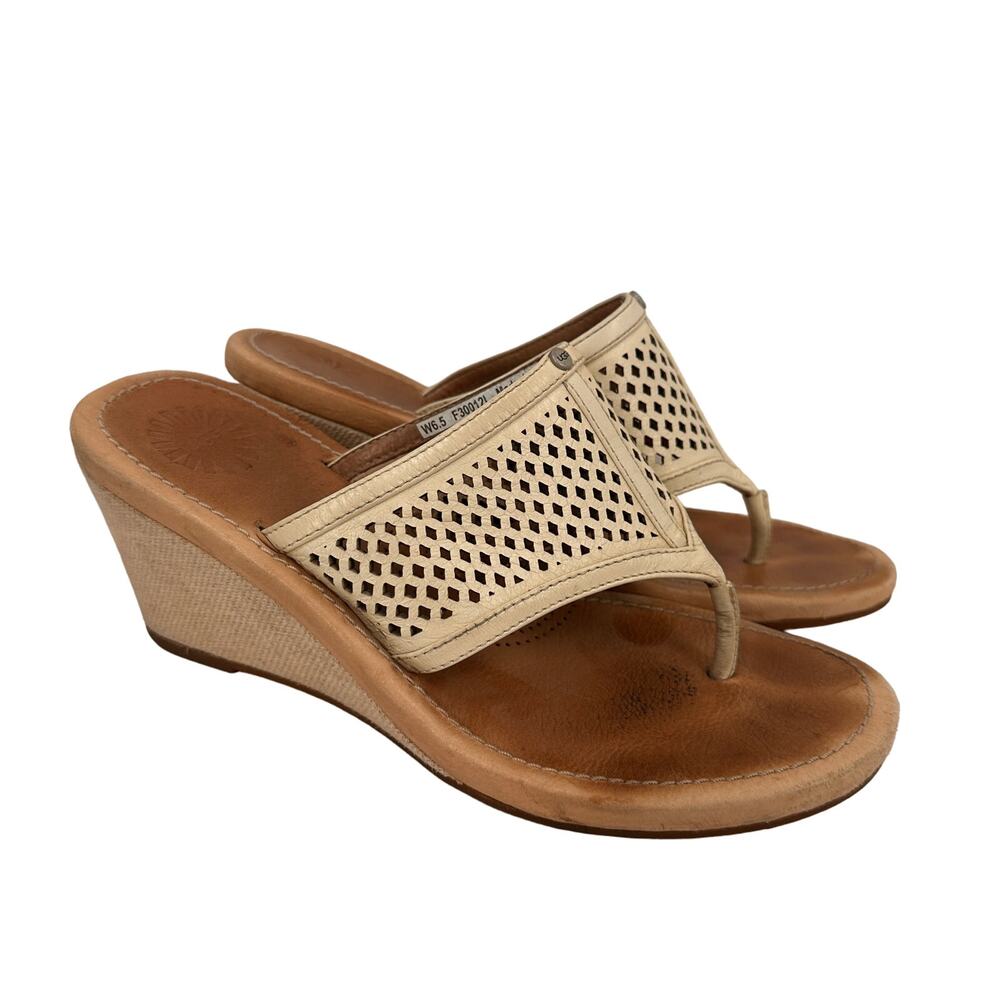 UGG White Solena Perforated Leather Thong Heels Sandals Size 6.5